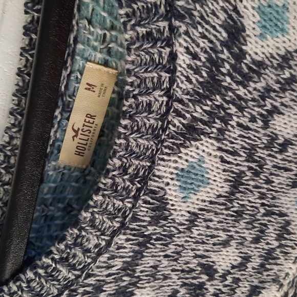 Hollister Knit Fringed Aztec Southwestern Sweater - Picture 4 of 4